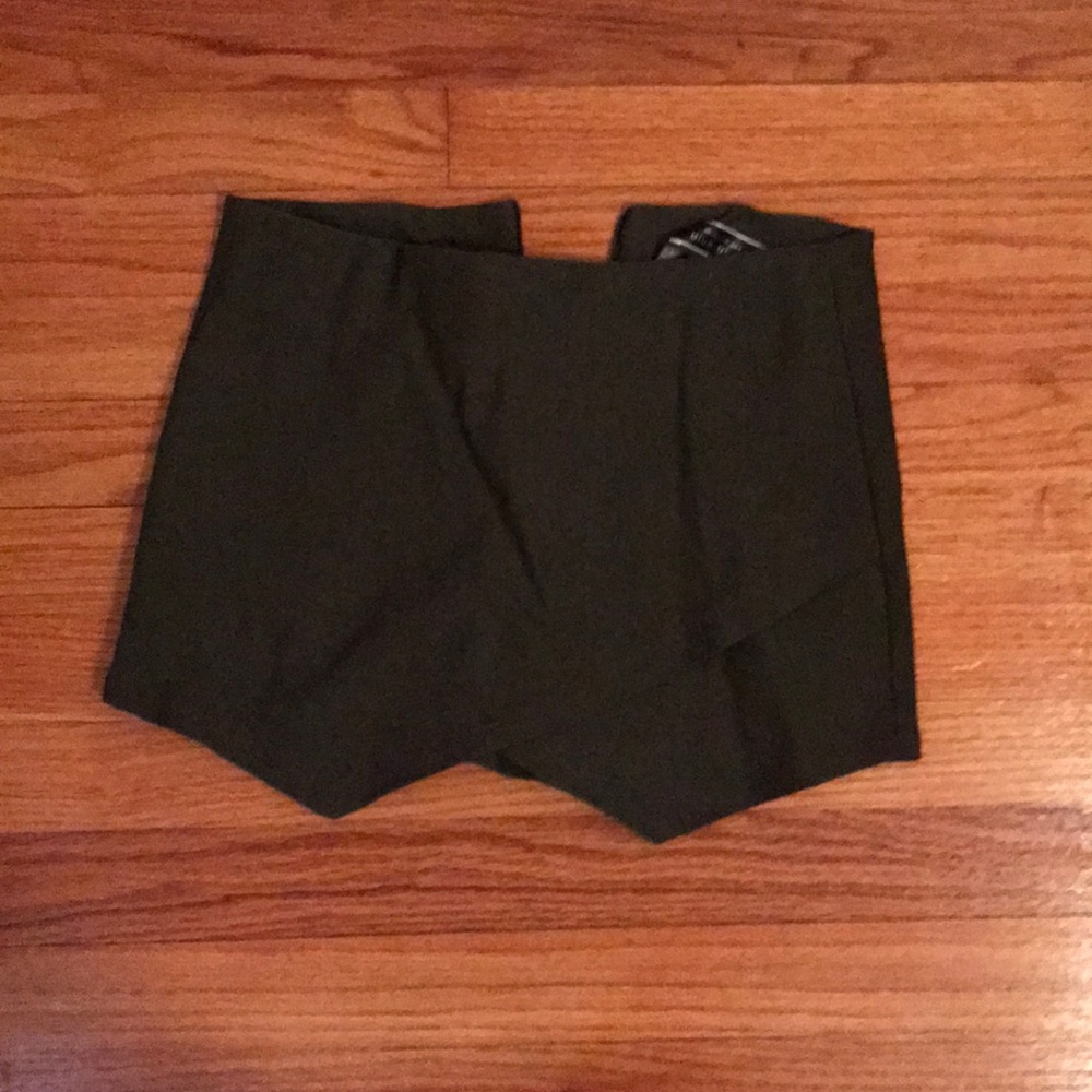 Envelope skirt (skort)